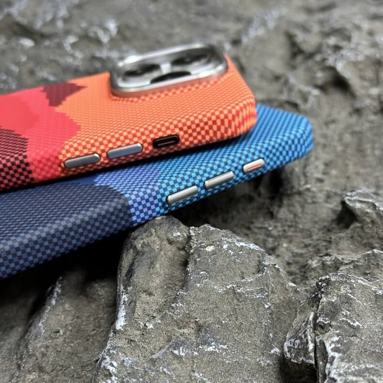 iPhone 15 Series Aramid Carbon Fiber Attractive Case With Camera Bumper